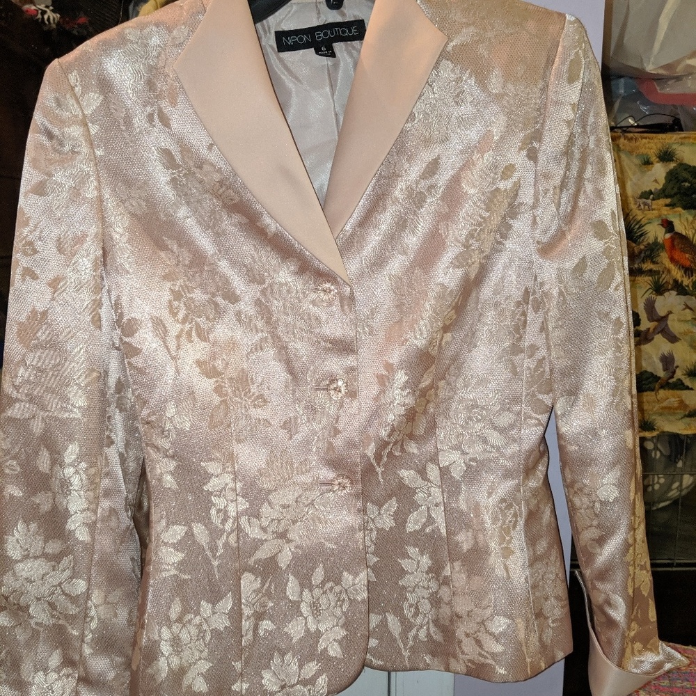 Nipon Botique 2 piece suit